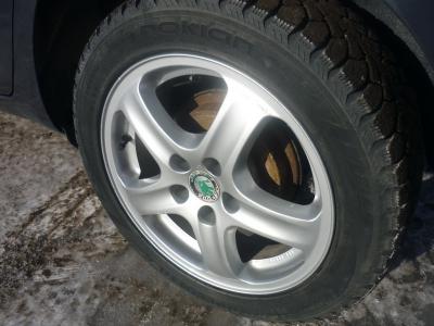 post-1426-0-42950300-1329757838_thumb.jp